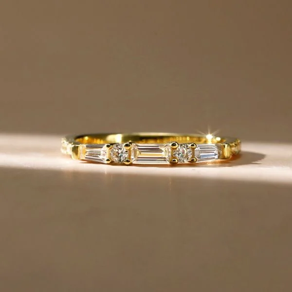 Delicate Gold Chain Necklace thumbnail 4