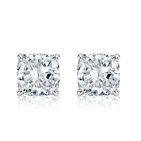 Pearl Stud Earrings thumbnail 2
